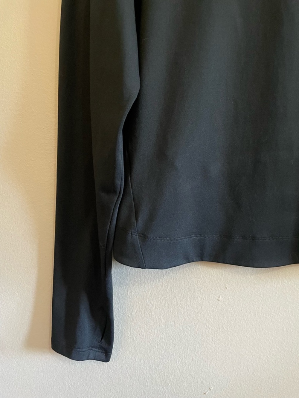 Nike Black Long Sleeve Athletic Top with Silver Swoosh – Size Large EUC - Picture 8 of 16